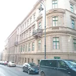 Castlehill1011- Free Parking And Ac In The Inner City